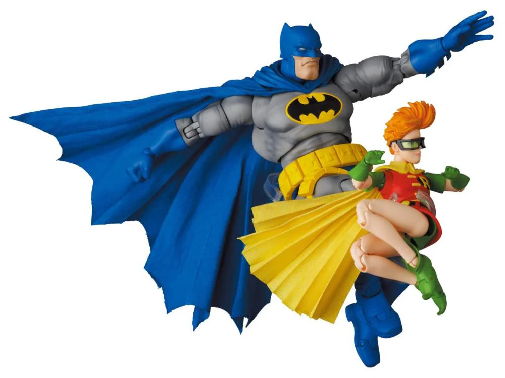 Batman The Dark Knight Returns: Batman Blue Ver. & Robin MAFEX No. 139