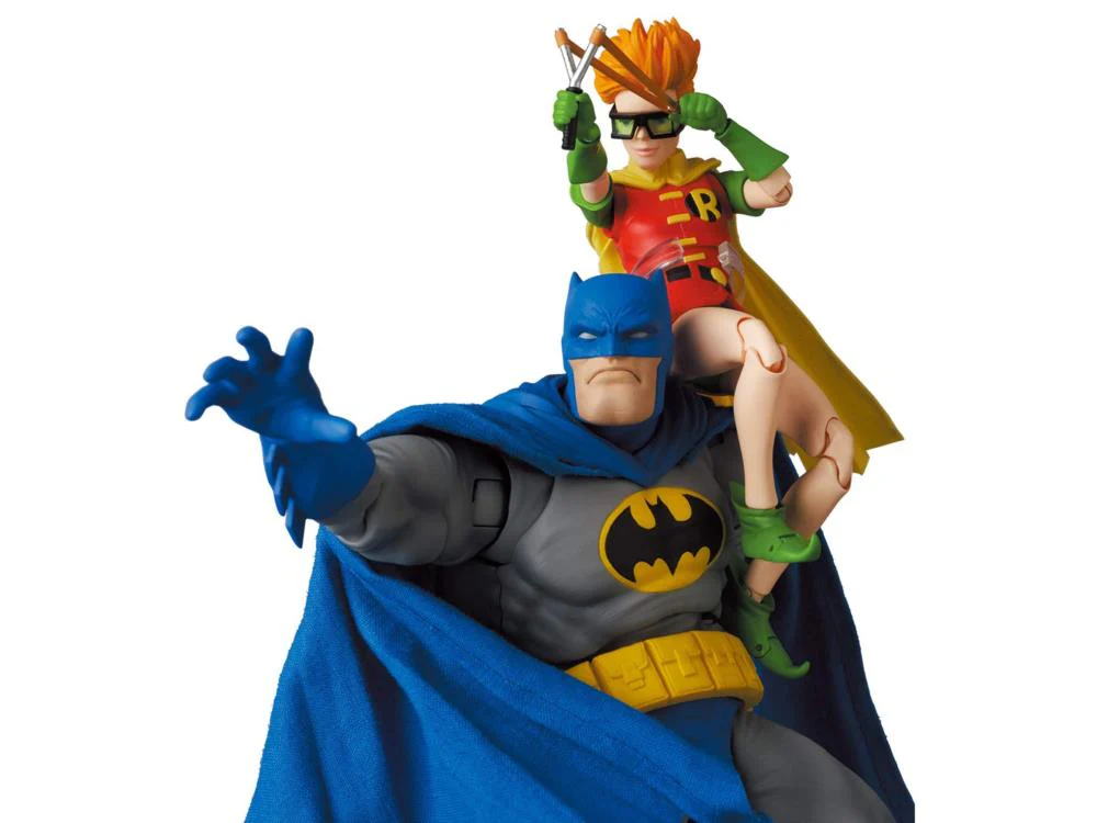 Batman The Dark Knight Returns: Batman Blue Ver. & Robin MAFEX No. 139 - Image 3