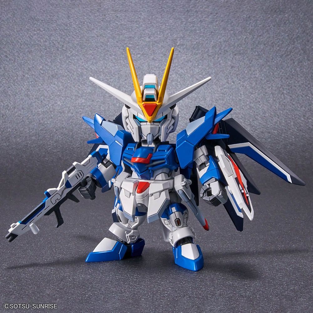 BB EX-Standard 020 Rising Freedom Gundam - Image 4