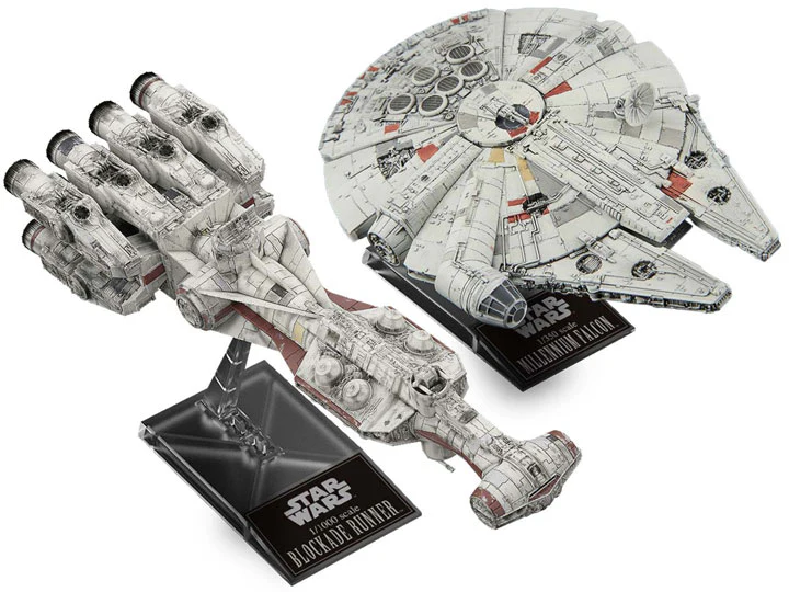 Blockade Runner 1/1000 & Millennium Falcon 1/350 Scale Model Kit - Image 2