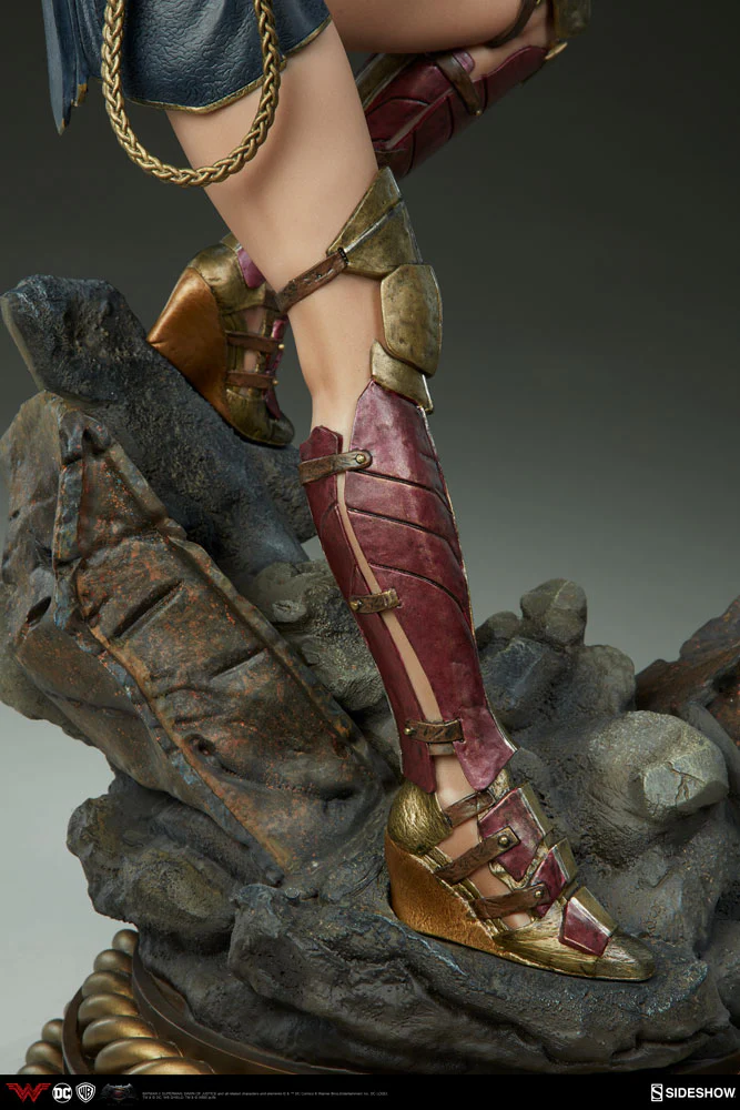 BVS Wonder Woman Premium Format - Image 19