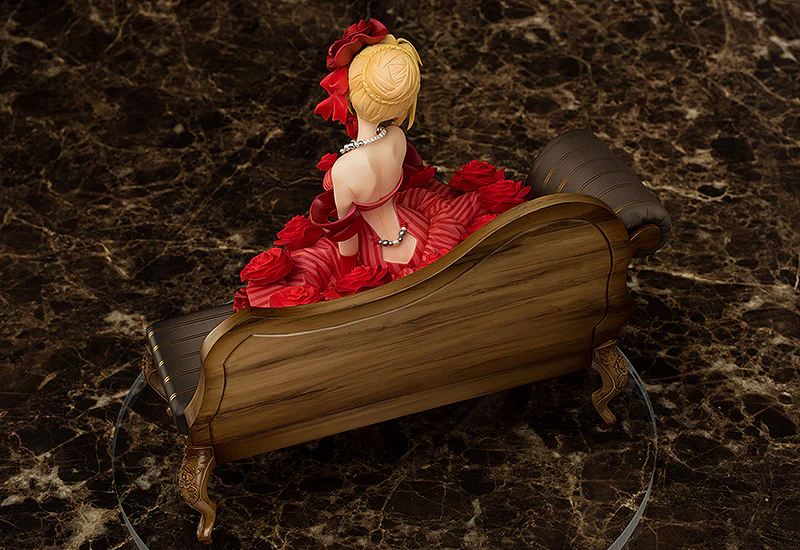 Fate/Extra: Idol Emperor (Nero) 1/7 Scale Figure - Image 3