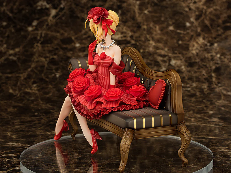 Fate/Extra: Idol Emperor (Nero) 1/7 Scale Figure - Image 4