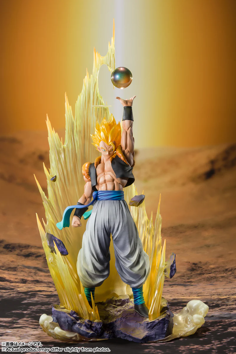 FiguartsZERO [EXTRA BATTLE] SUPER SAIYAN GOGETA - Exclusive Edition - Limited Canadian Release - Image 3