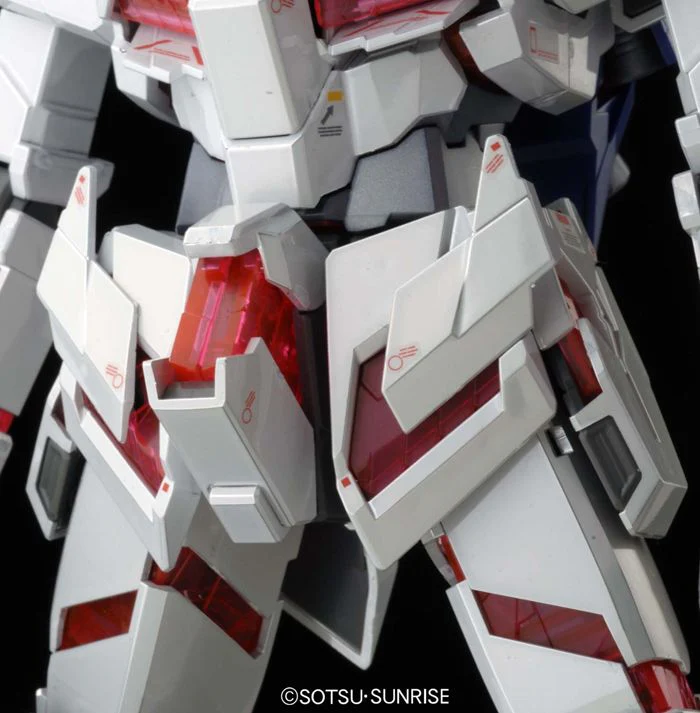 MG RX-0 Unicorn Gundam Ver. Ka Titanium Finish Ver. - Image 4