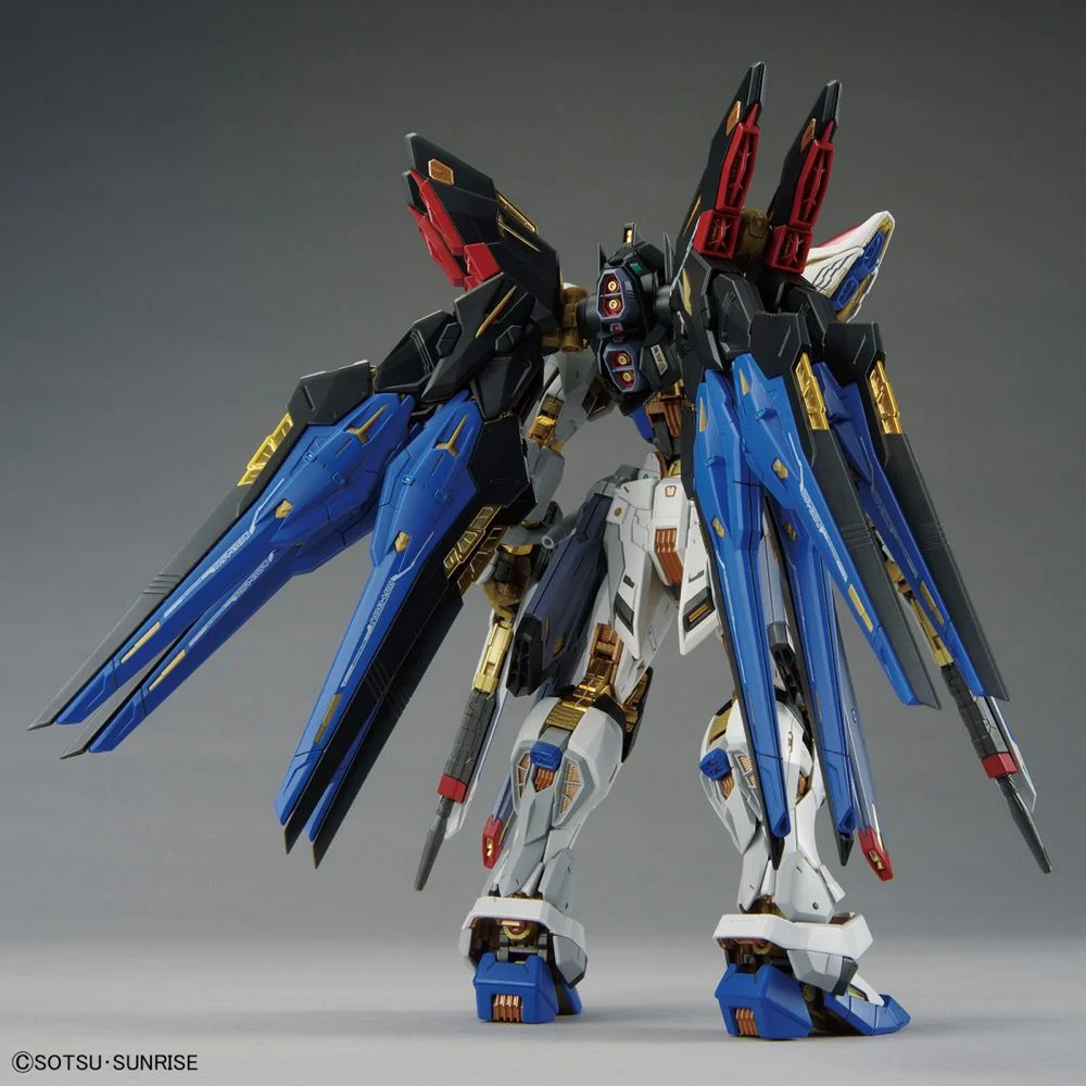 MGEX Strike Freedom Gundam - Image 3