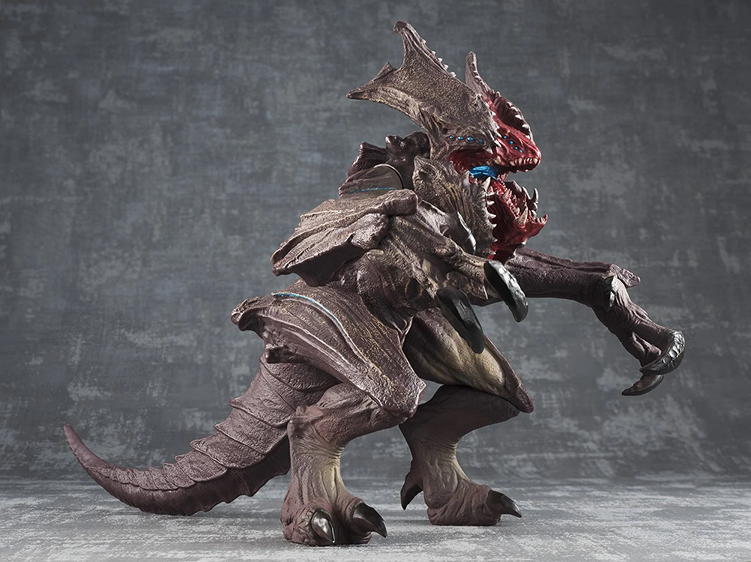 Pacific Rim Uprising - Raijin Sofvi Spirits Vinyl Figure - Image 5