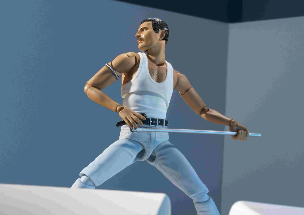 S.H. Figuarts - Freddie Mercury (Live Aid Ver.) - Image 5