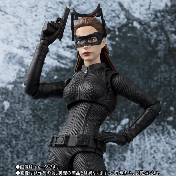 S.H. Figuarts - The Dark Knight Rises: Catwoman - Image 2