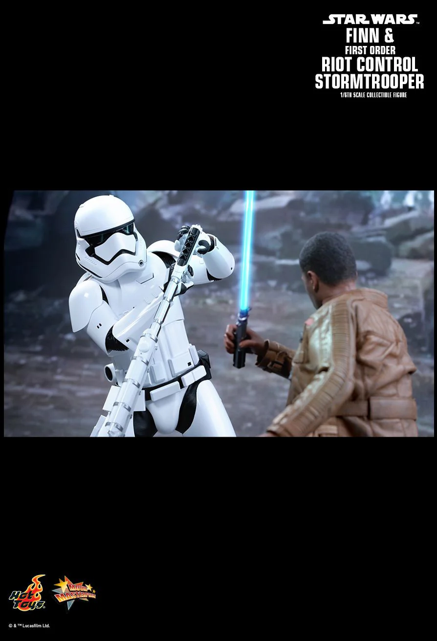 Star Wars Episode VII: Finn and First Order Riot Control Stormtrooper MMS346 - Image 5