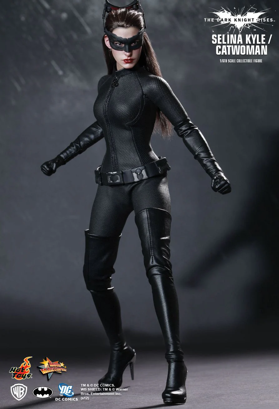 The Dark Knight Rises - Catwoman MMS627 - Image 2