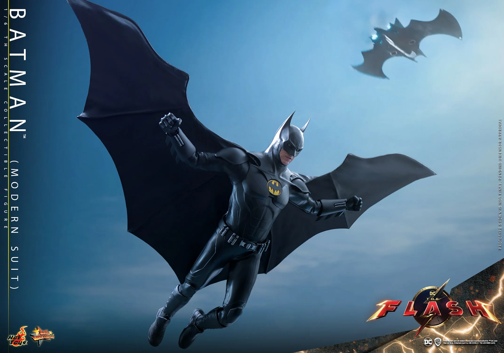 The Flash: Batman (Modern Suit) MMS712 - Image 12