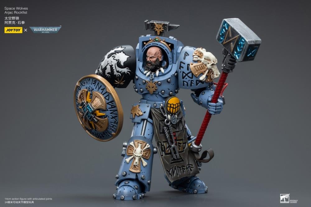Warhammer 40K Space Wolves Arjac Rockfist 1/18 Scale Figure - Image 5