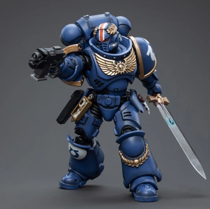 Warhammer 40K Ultramarines Primaris Lieutenant Argaranthe 1/18 Scale Figure - Image 5